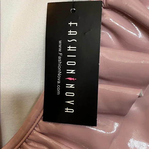 🎀🩷🤍🌸Fashion Nova Peppa Latex Dress🎀🩷🌸🤍 - Picture 2 of 7